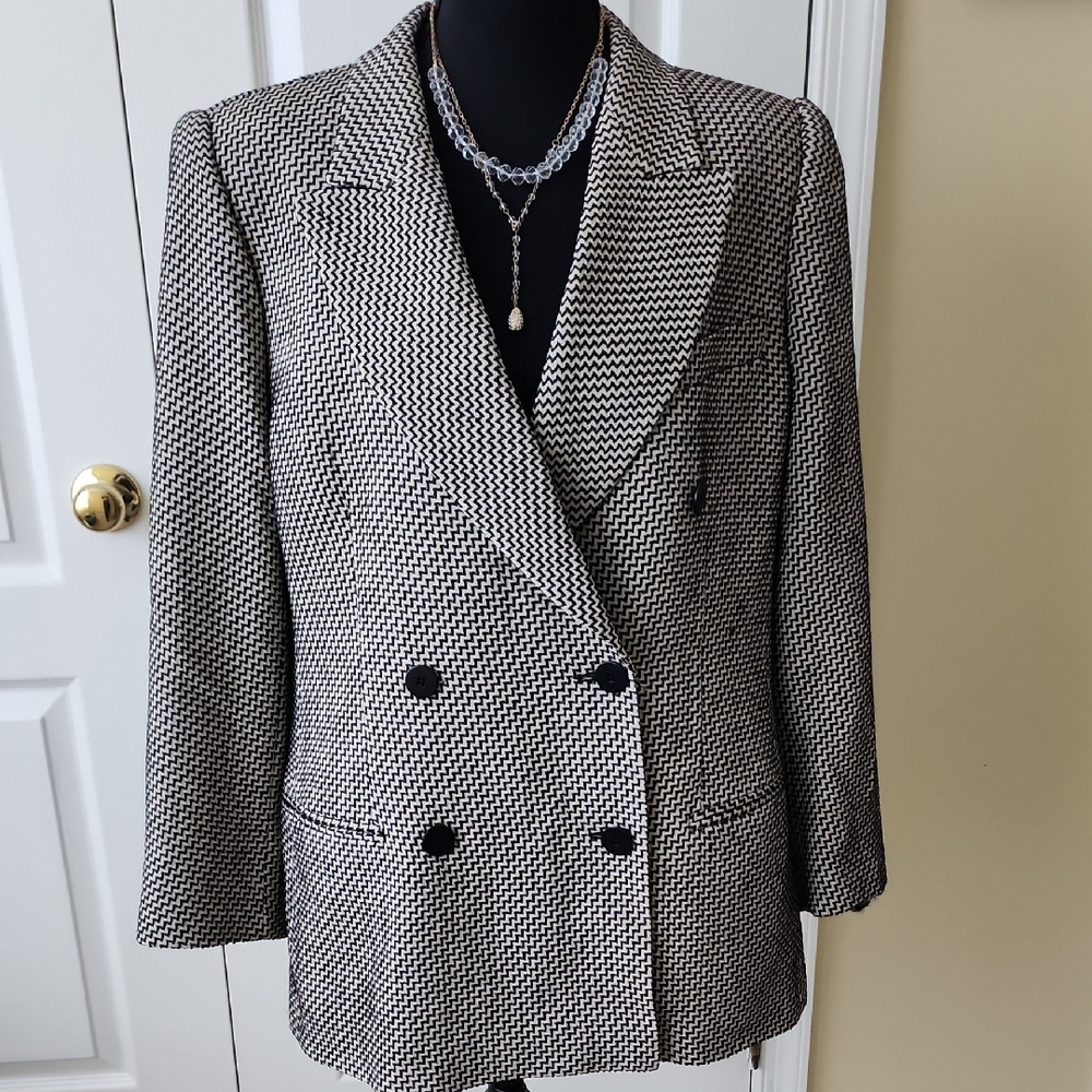 Armani Collezioni Black and White Blazer Double-Breasted